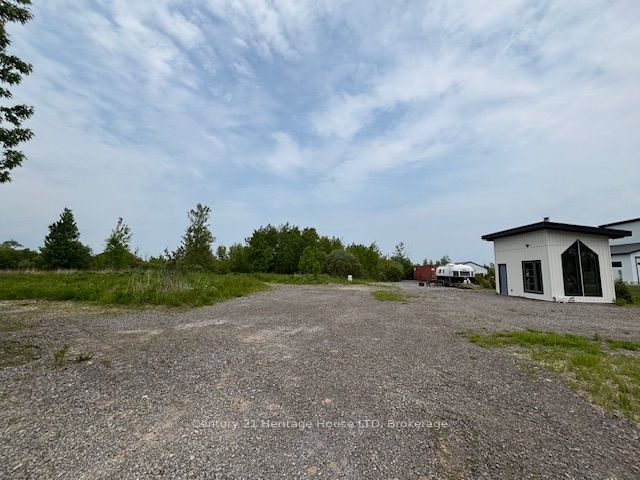 655 Pleasant Beach Road, Port Colborne, ON, L0S 1R0