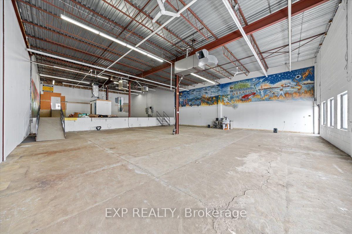 Additional image 4 of 716 Industrial Avenue, Ottawa, ON, K1G 0Y9