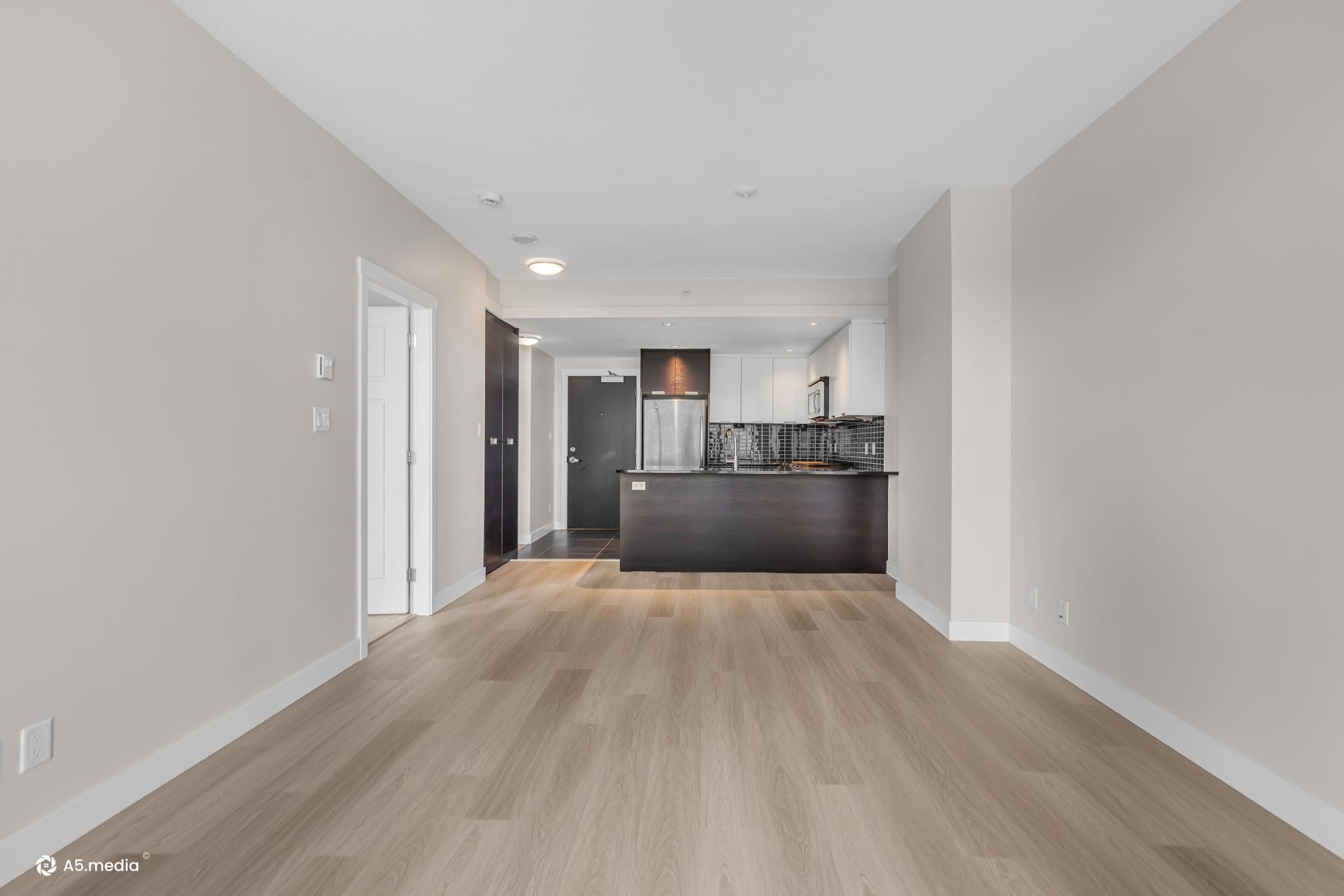 Additional image 5 of 706-2968 Glen Drive, Coquitlam, BC, V3B 0C4
