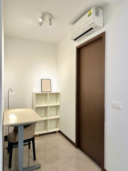 55 Normanton Park photo 3