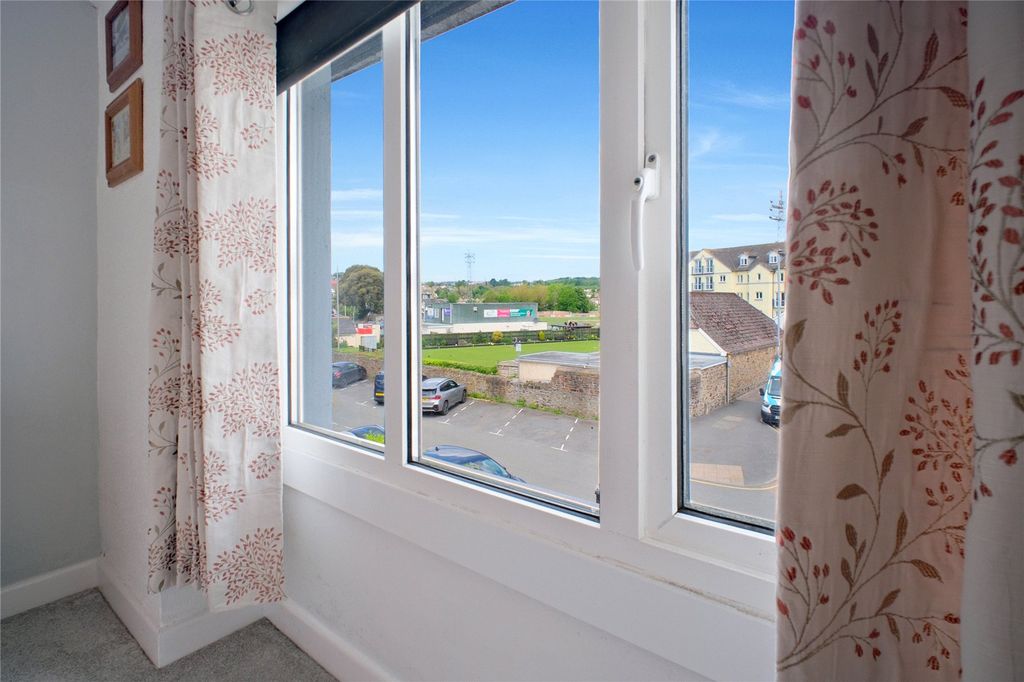 Additional image 22 of 6 bed terraced house for saleThe Strand, Bideford, Devon EX39