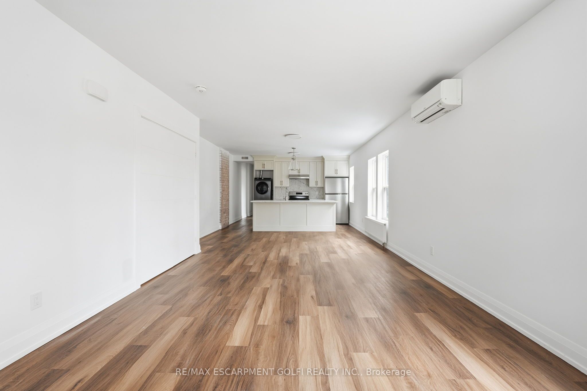 Additional image 6 of 2-4876 Simcoe Street, Niagara Falls, ON, L2E 1V9