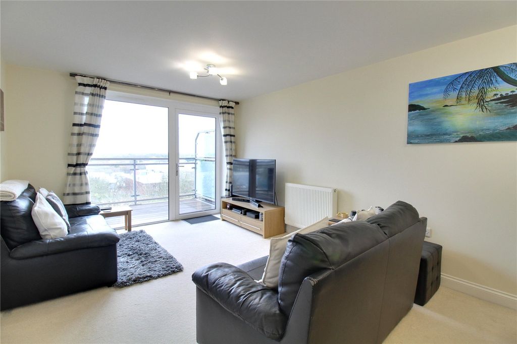 Additional image 2 of 2 bed flat for saleShetland Road, Basingstoke, Hampshire RG24