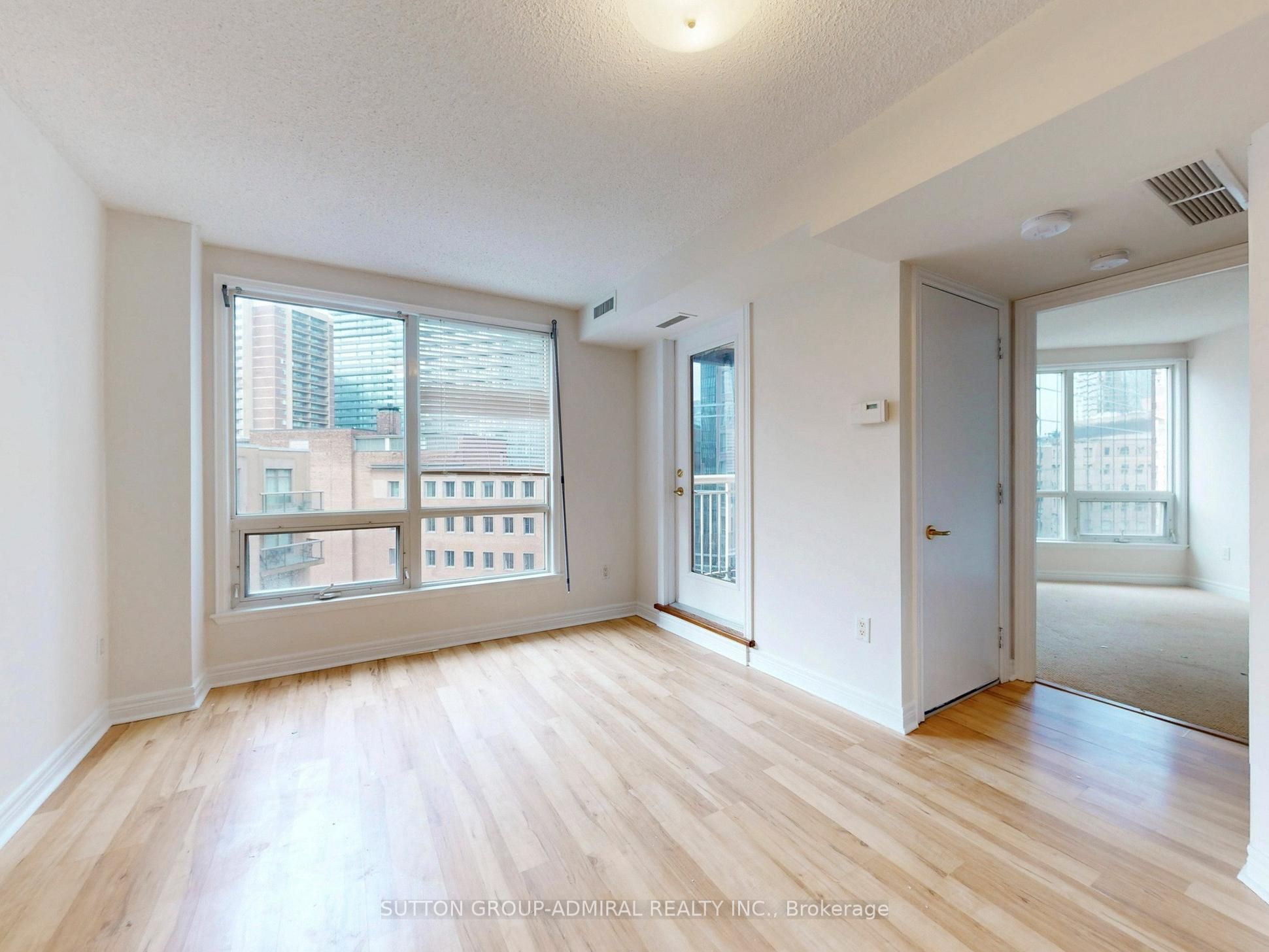 Additional image 6 of 812-100 Hayden Street, Toronto, ON, M4Y 3C7