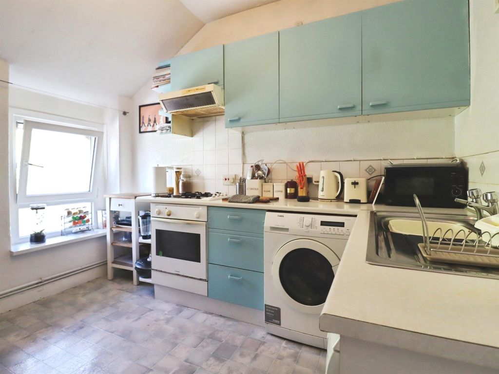 Additional image 6 of 1 bed flat for saleFitzhamon Embankment, Cardiff CF11