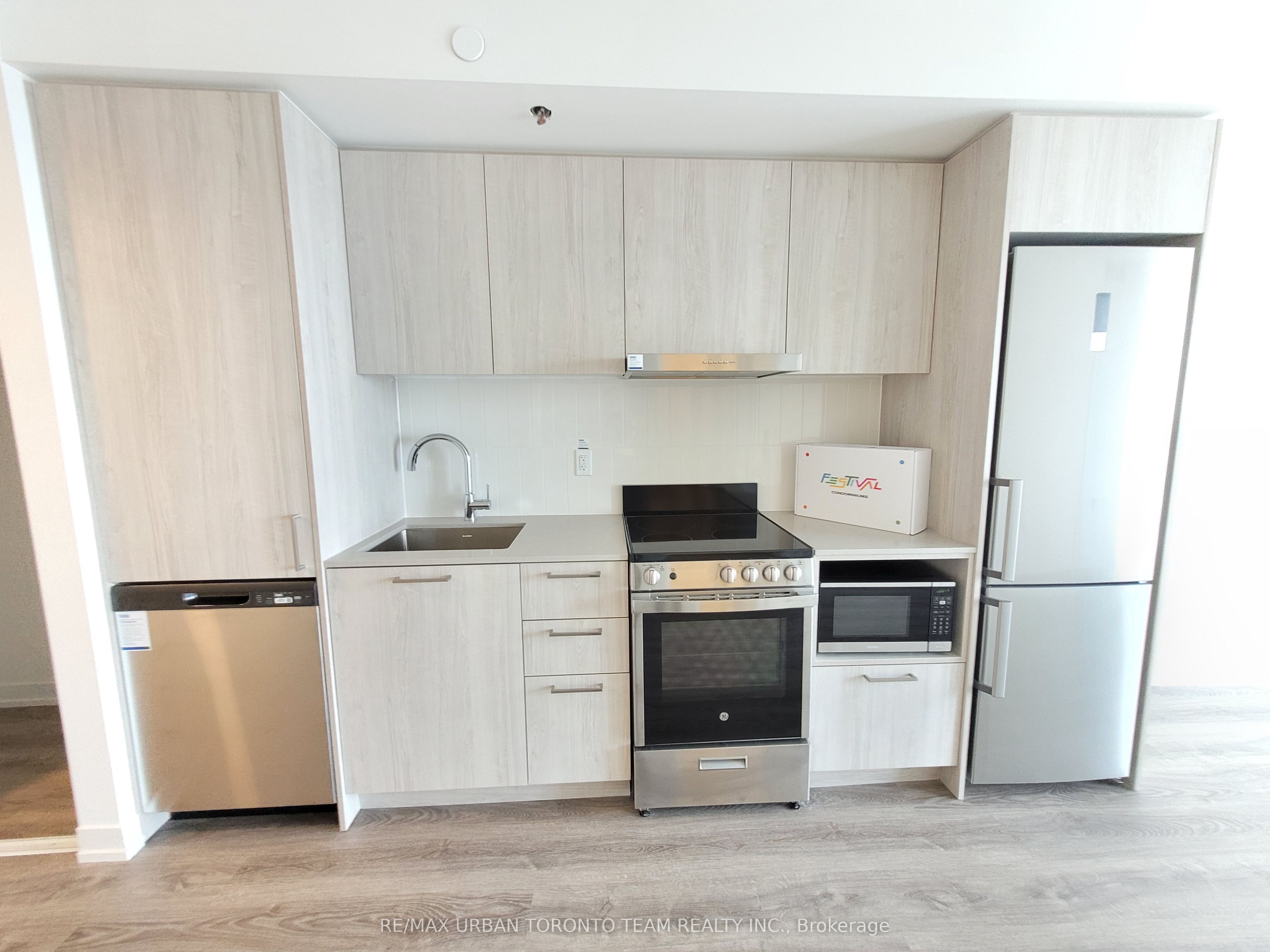 Additional image 2 of 3108-195 Commerce Street, Vaughan, ON, L4K 0P9