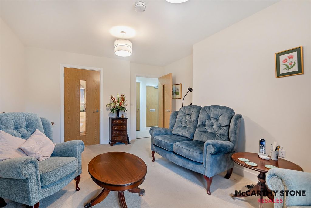 Additional image 5 of 2 bed flat for saleIsland View, Shortwood Copse Lane, Basingstoke RG23