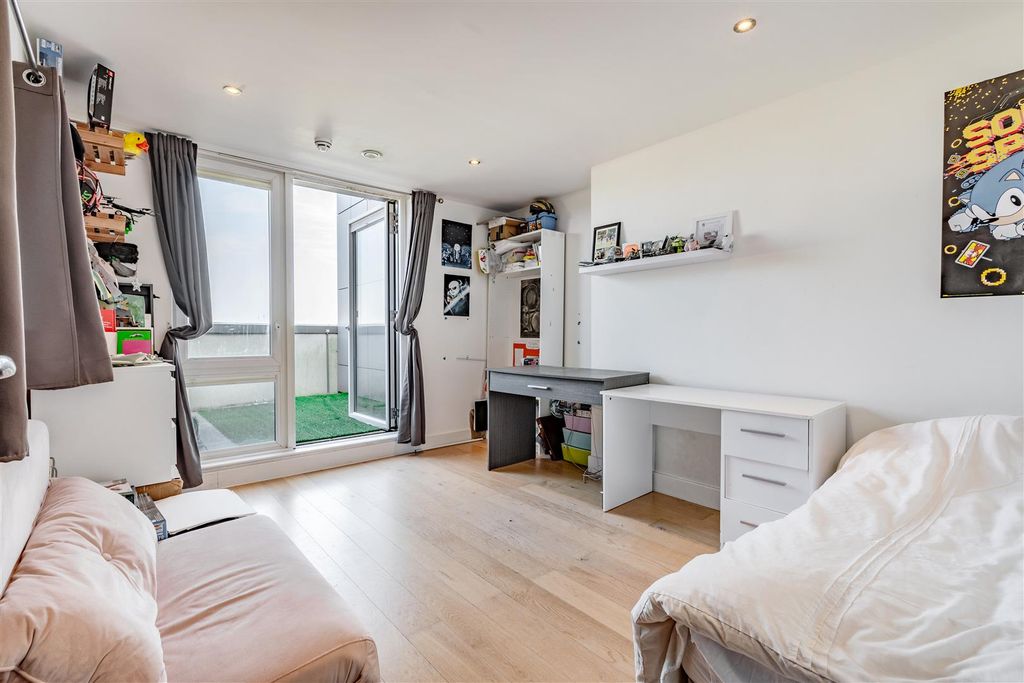 Additional image 17 of 4 bed flat for saleThe Boardwalk, Brighton Marina Village, Brighton BN2