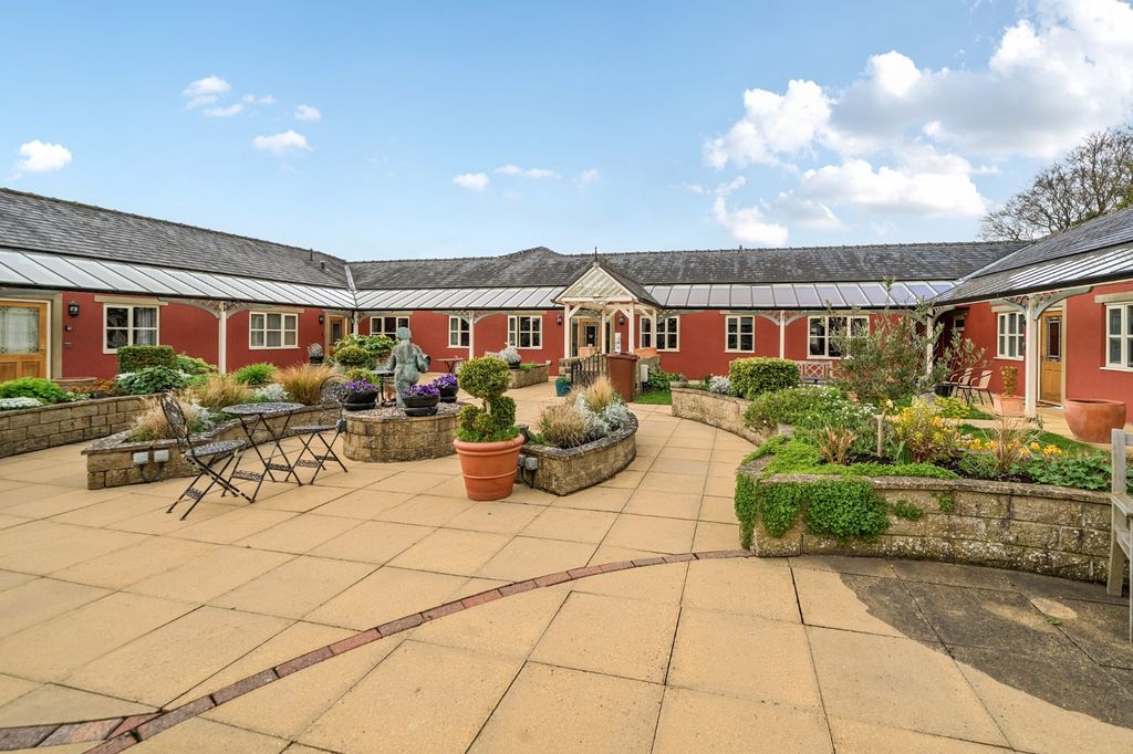 Additional image 10 of 2 bed flat for saleCarleton Road, Skipton, UK BD23