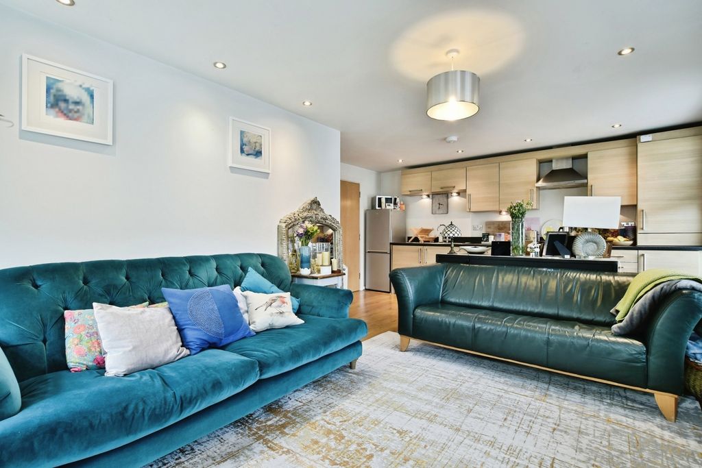 Additional image 14 of 2 bed flat for saleGeorge Street, Alderley Edge, Cheshire SK9
