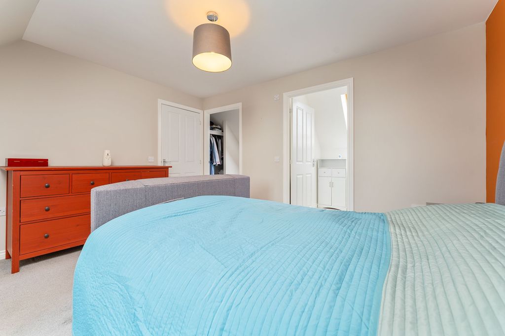 Additional image 23 of 4 bed town house for saleGisborne Drive, Airdrie ML6