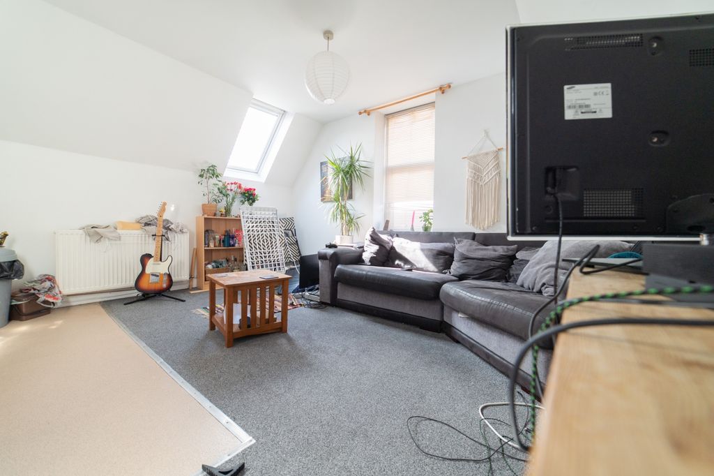 Additional image 7 of 4 bed block of flats for saleWoodville Road, Cathays CF24