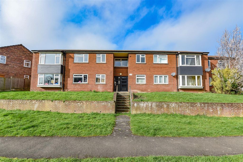 3 bed flat for saleDraycott, Cam GL11