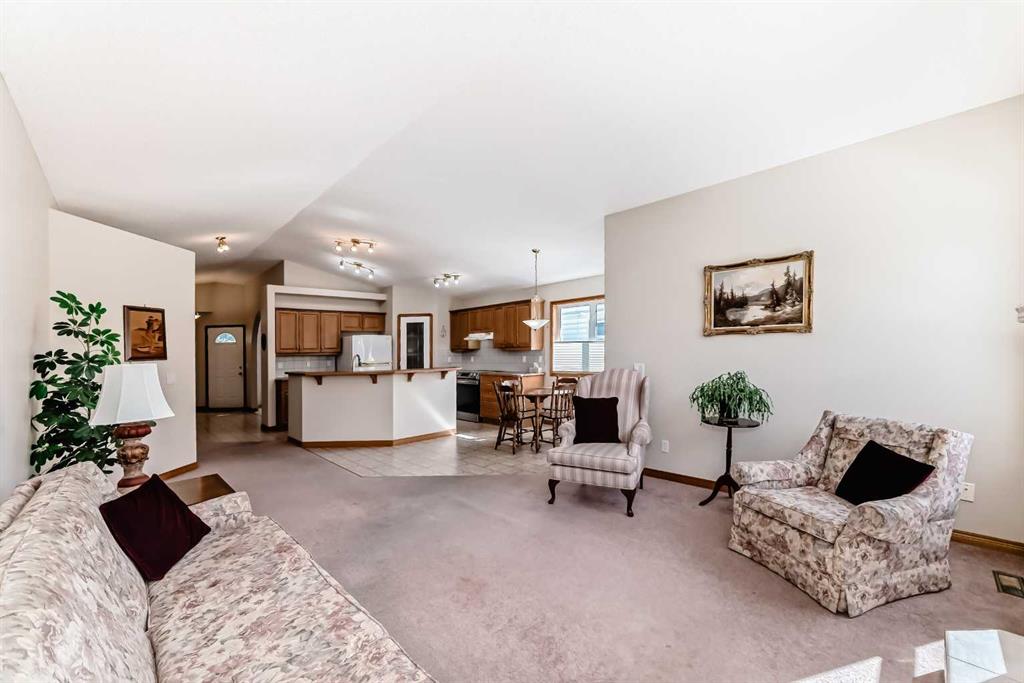 Additional image 6 of 220 Rocky Ridge Villas NW, Calgary, AB, T3G 4R3