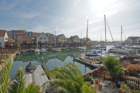 Tintagel Way, Port Solent, Portsmouth PO6