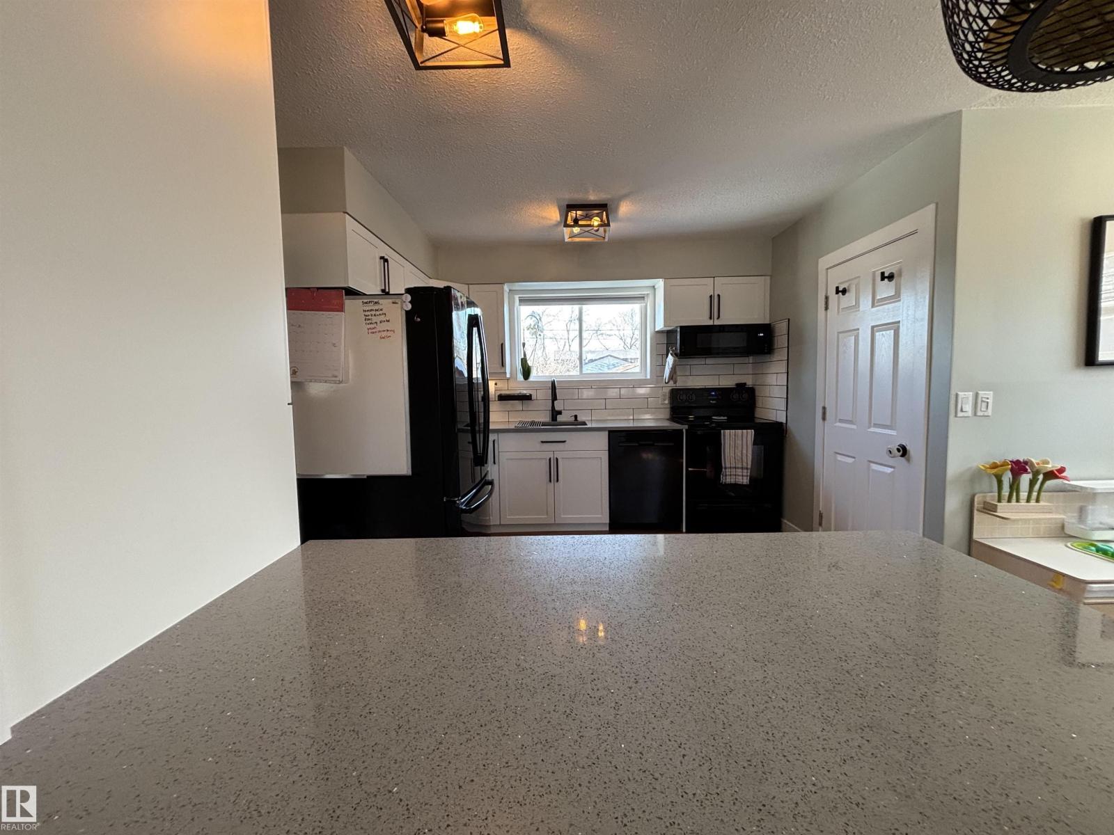 Additional image 6 of 21 Elizabeth Drive, Fort Saskatchewan, AB, T8L2M4