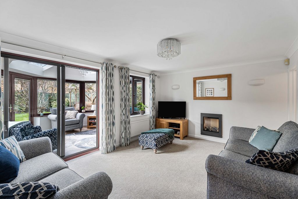 Additional image 2 of 4 bed detached house for saleTurnstone Green, Bicester OX26
