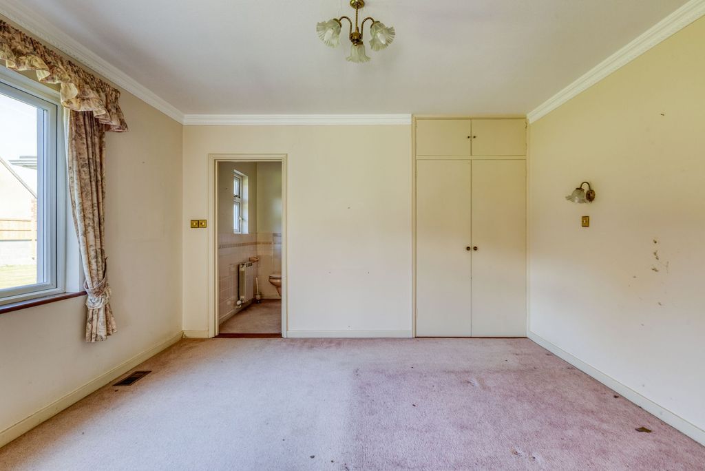 Additional image 28 of 3 bed bungalow for saleLe Parcot, La Longue Rue, St Martin JE3