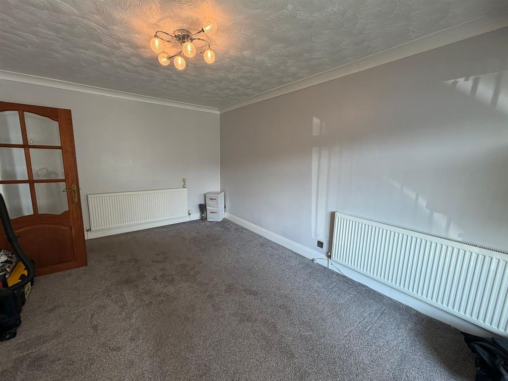 Additional image 7 of 5 bed detached house for saleWinchester Avenue, Ashton-Under-Lyne OL6
