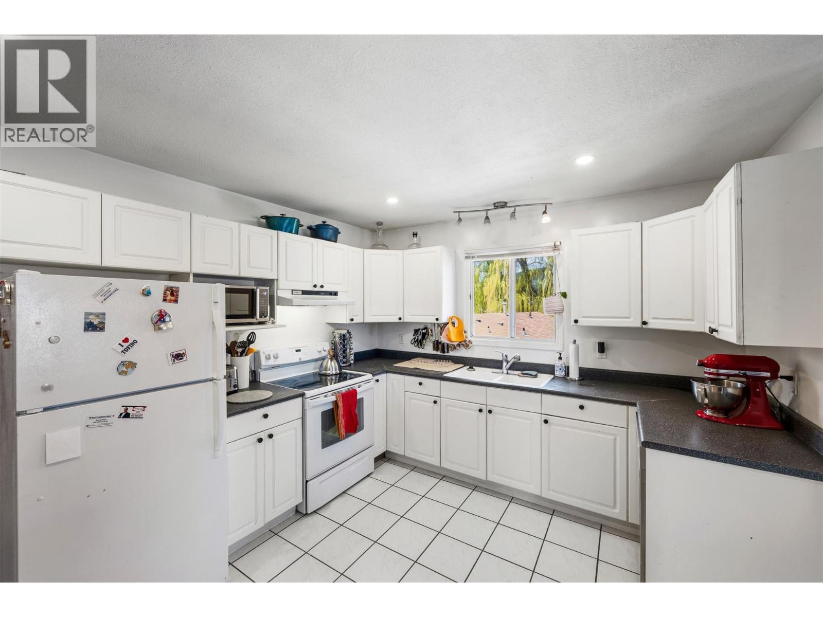 Additional image 4 of 3853 Glenway Road, West Kelowna, BC, V4T1C9