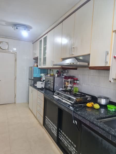 275D Jurong West Street 25 photo 3
