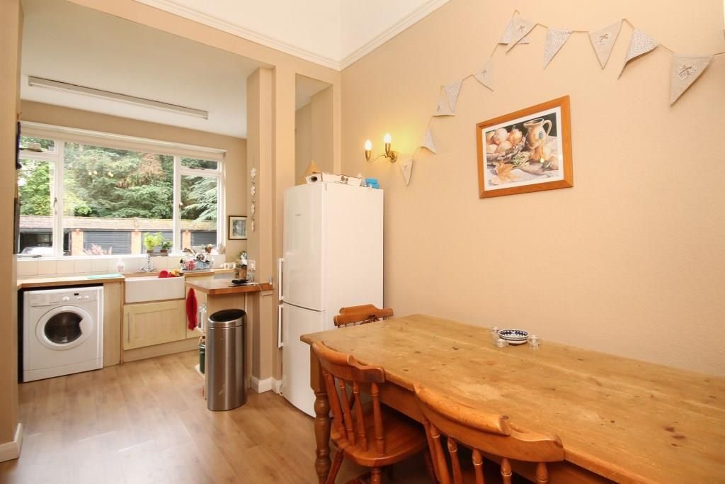 Additional image 3 of 2 bed flat for salePixham Lane, Dorking RH4