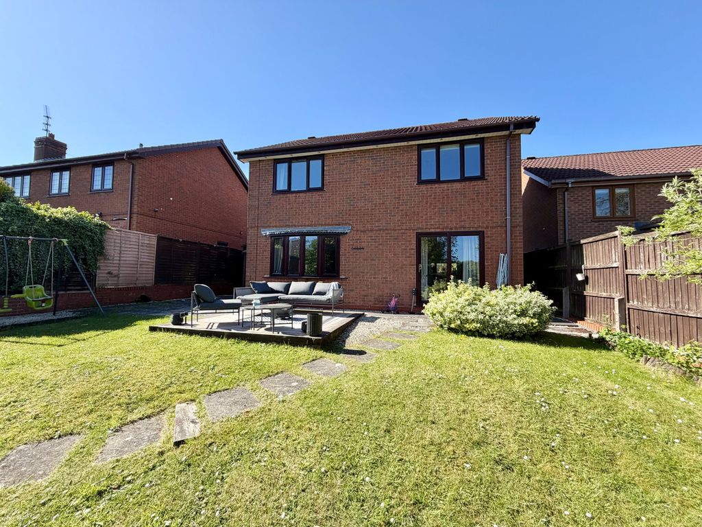 Additional image 22 of 4 bed detached house for saleLakeside Court, Lakeside, Brierley Hill DY5