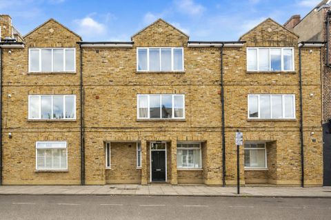 Mount Pleasant Crescent, Stroud Green N4