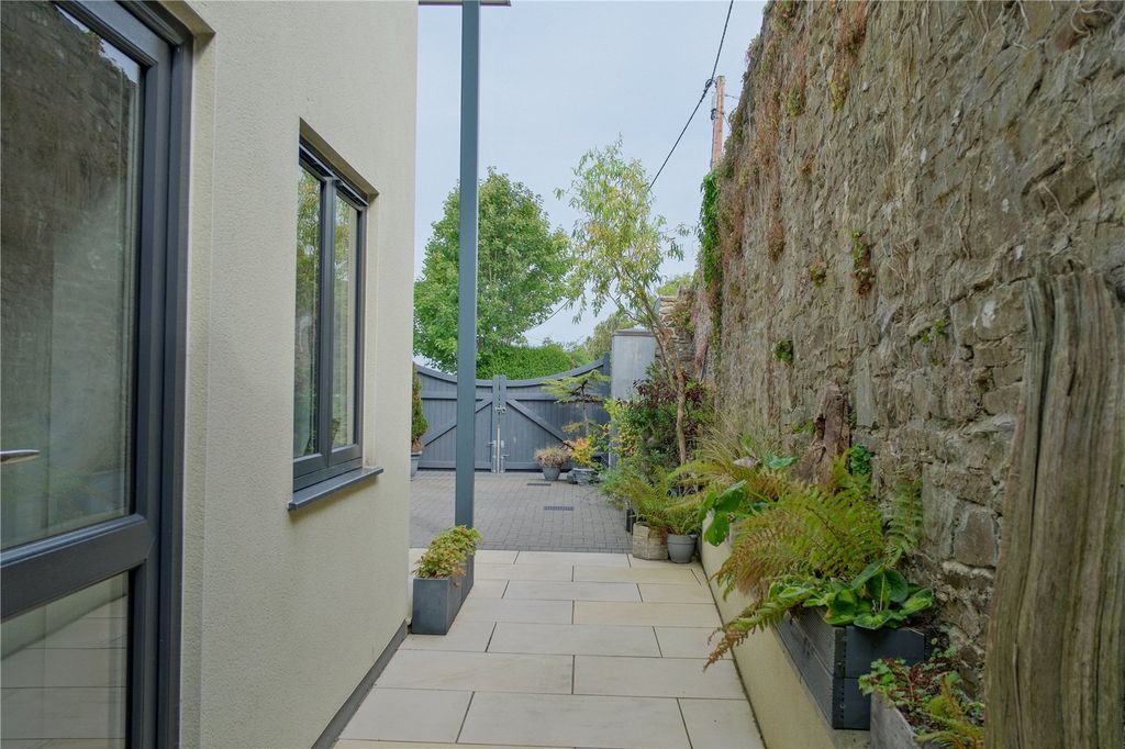 Additional image 35 of 5 bed detached house for saleSouthcott Road, Bideford, Devon EX39