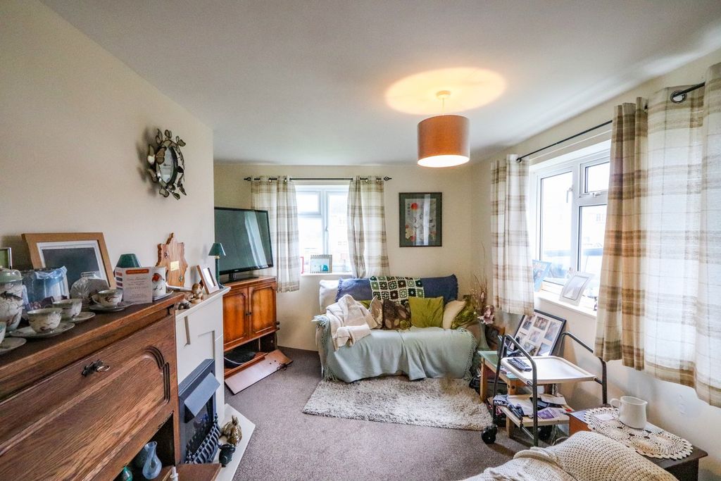 Additional image 3 of 2 bed flat for saleMarley Gardens, Battle TN33