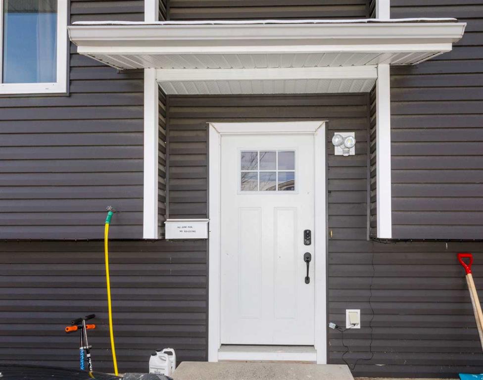 Additional image 3 of 28 Goard Close, Red Deer, AB, T4P 2M2