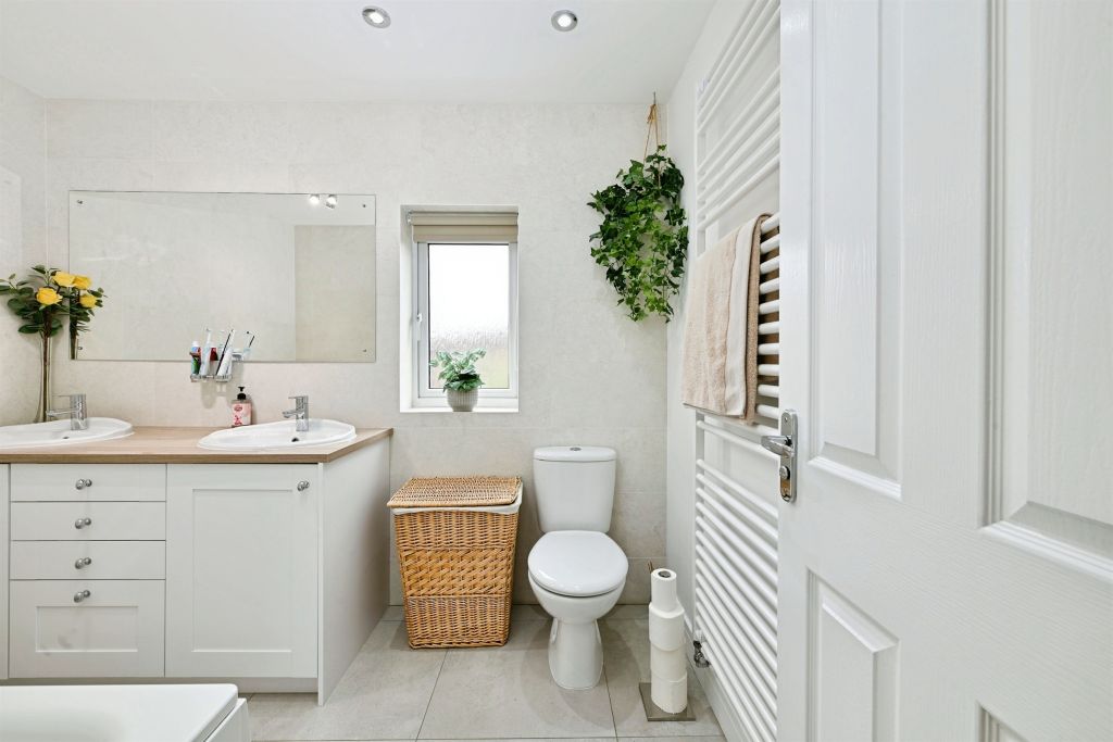 Additional image 21 of 4 bed detached house for saleHoward Drive, Kegworth, Derby DE74