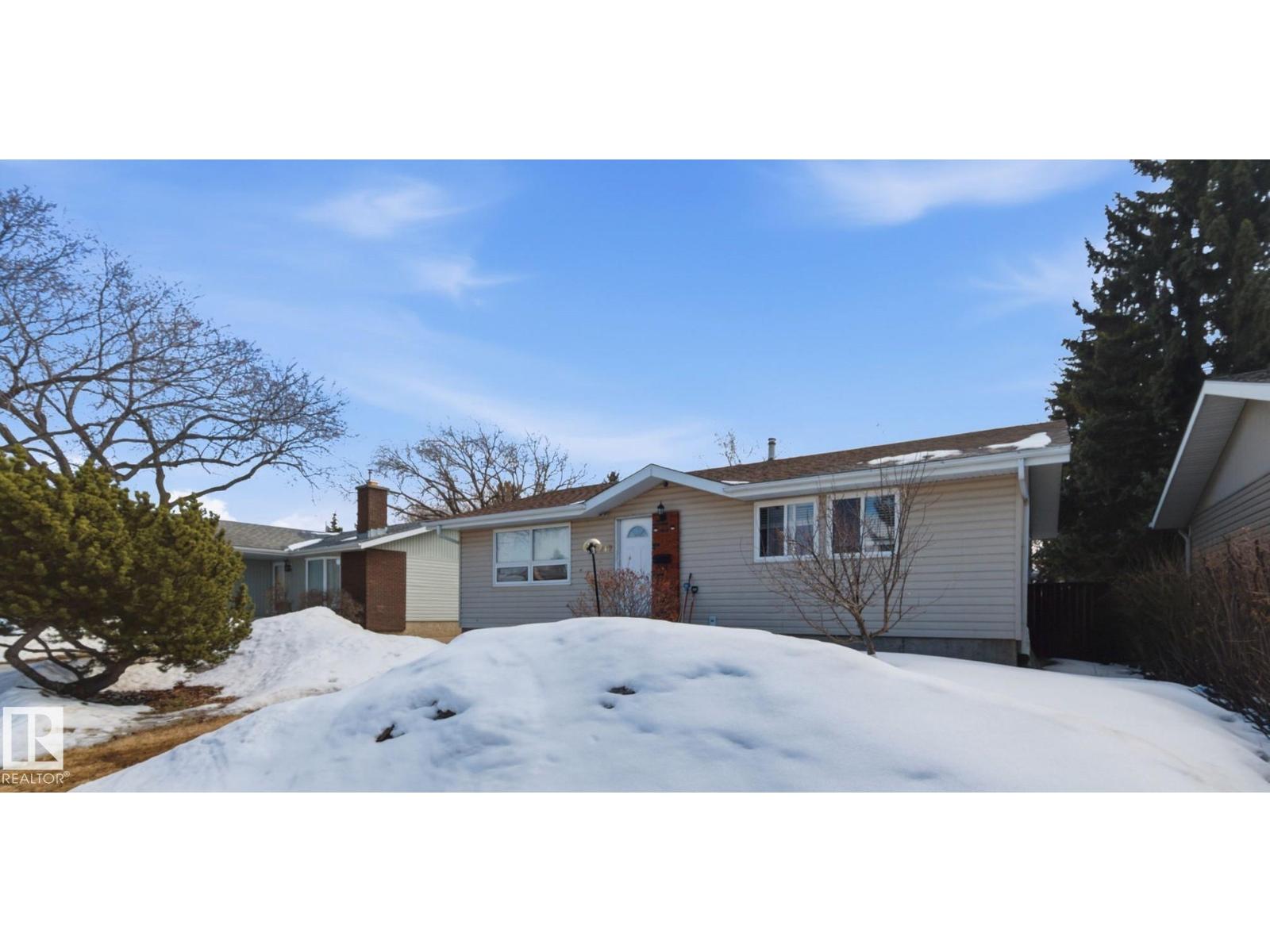 Additional image 2 of 10617 167a Avenue NW, Edmonton, AB, T5X2Y9