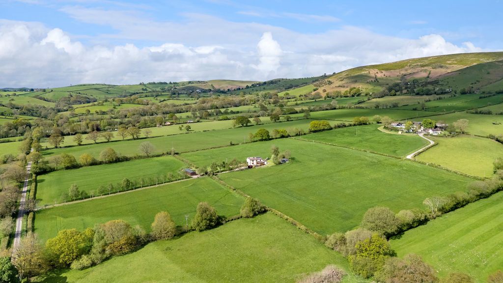4 bed detached house for saleWentnor, Bishops Castle, Shropshire SY9