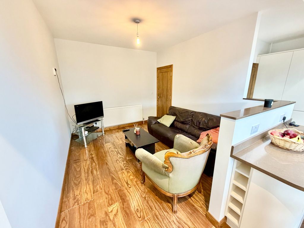 Additional image 20 of 4 bed semi-detached house for saleSt. Georges Avenue, Kingsbury, London NW9