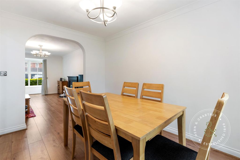 Additional image 5 of 4 bed detached house for saleMilestone Close, Cardiff CF14