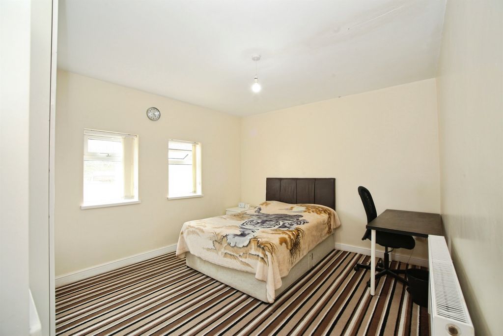 Additional image 16 of 5 bed semi-detached bungalow for saleHeath Park Avenue, Cardiff CF14