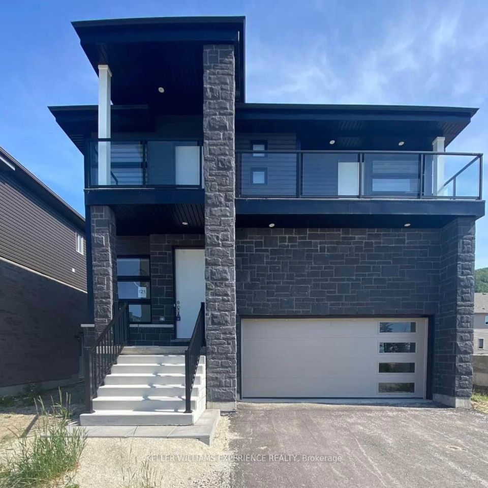 121 Sebastian Street, Blue Mountains, ON, N0H 1J0