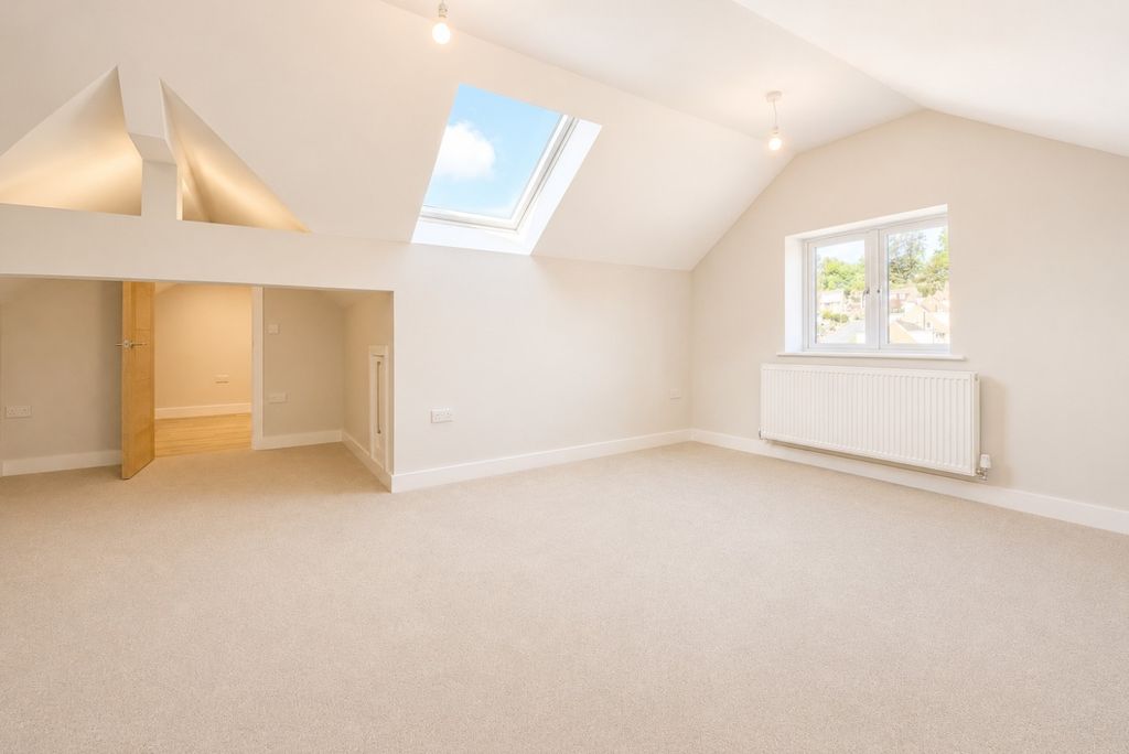 Additional image 15 of 4 bed detached house for saleCastlefields Drive, Brighouse, West Yorkshire HD6