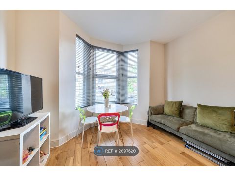 Clarence Road, London N22