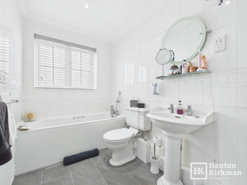 Additional image 37 of 5 bed detached house for saleNoak Hill Road, Billericay CM12