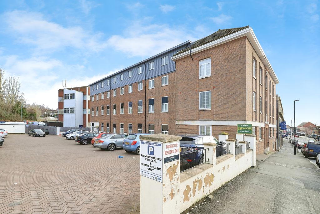 Additional image 15 of 2 bed flat for saleBlackwell Street, Kidderminster, Worcestershire DY10