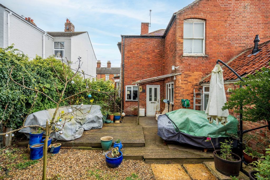 Additional image 25 of 5 bed semi-detached house for saleGrove Road, Beccles NR34