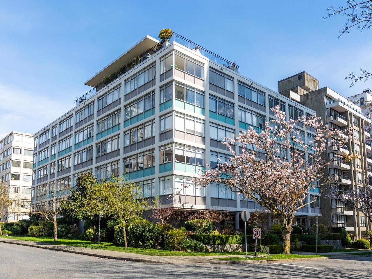 Additional image 2 of 304-1975 Pendrell Street, Vancouver, BC, V6G 1T6