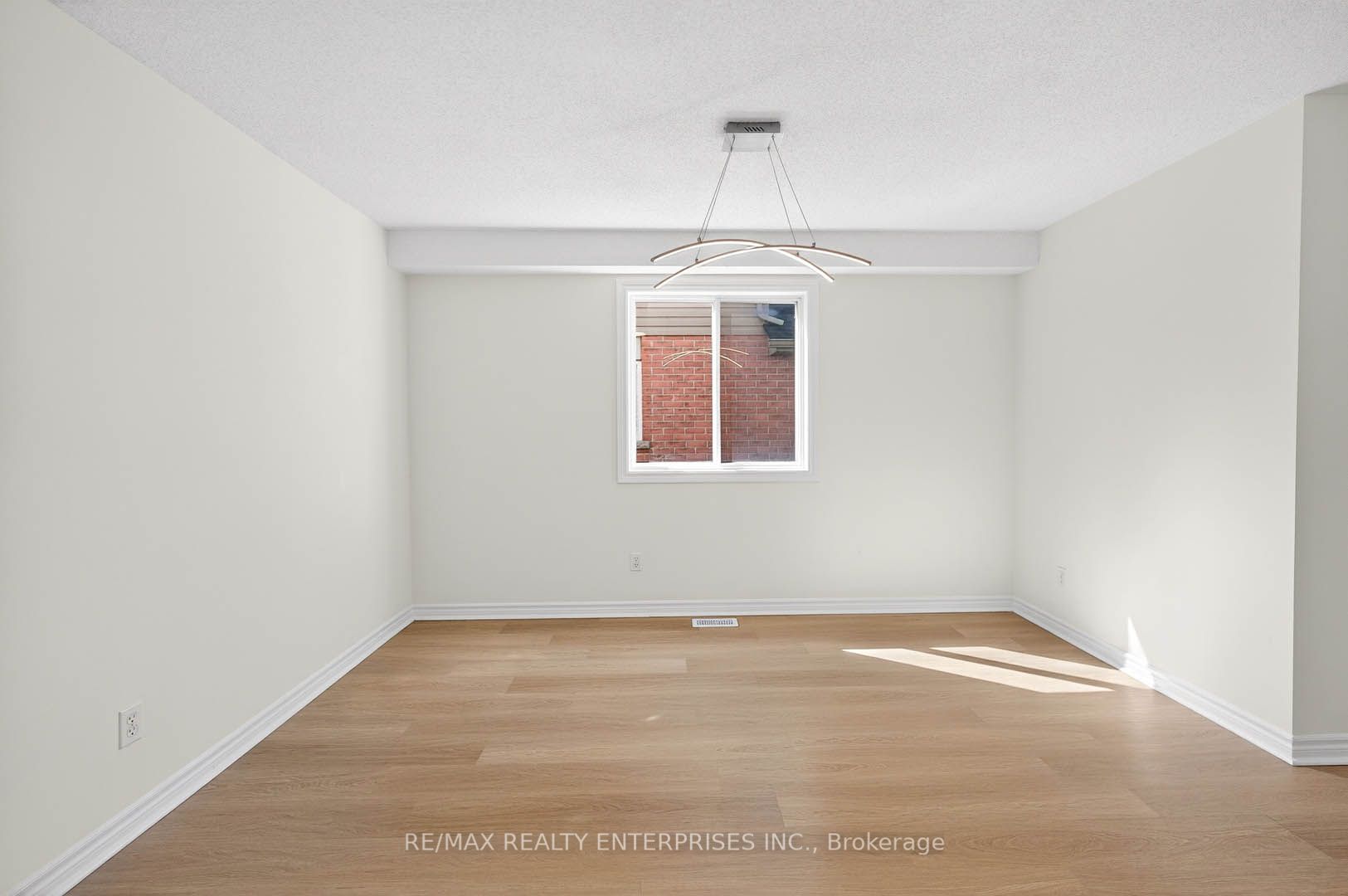 Additional image 5 of 19 Midanbury Way, Hamilton, ON, L0R 1W0