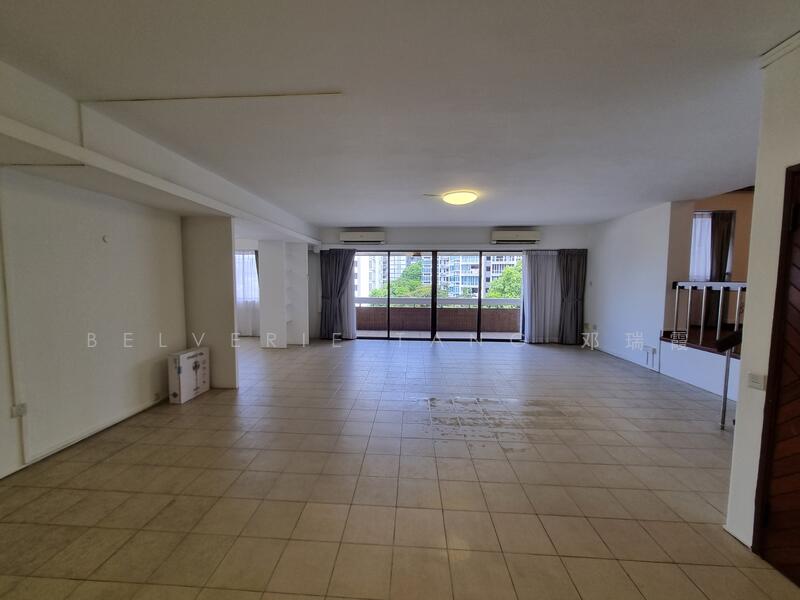 4 Cairnhill Rise photo 3