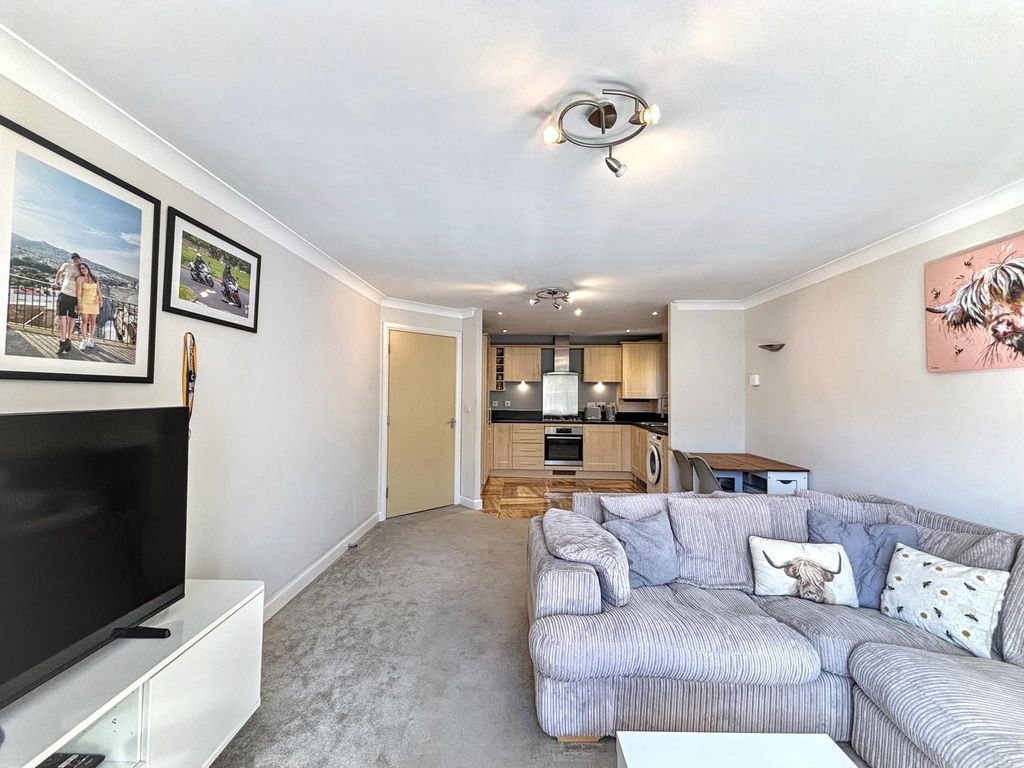 Additional image 5 of 2 bed flat for salePierwarden Mews, St Leonards-On-Sea TN38