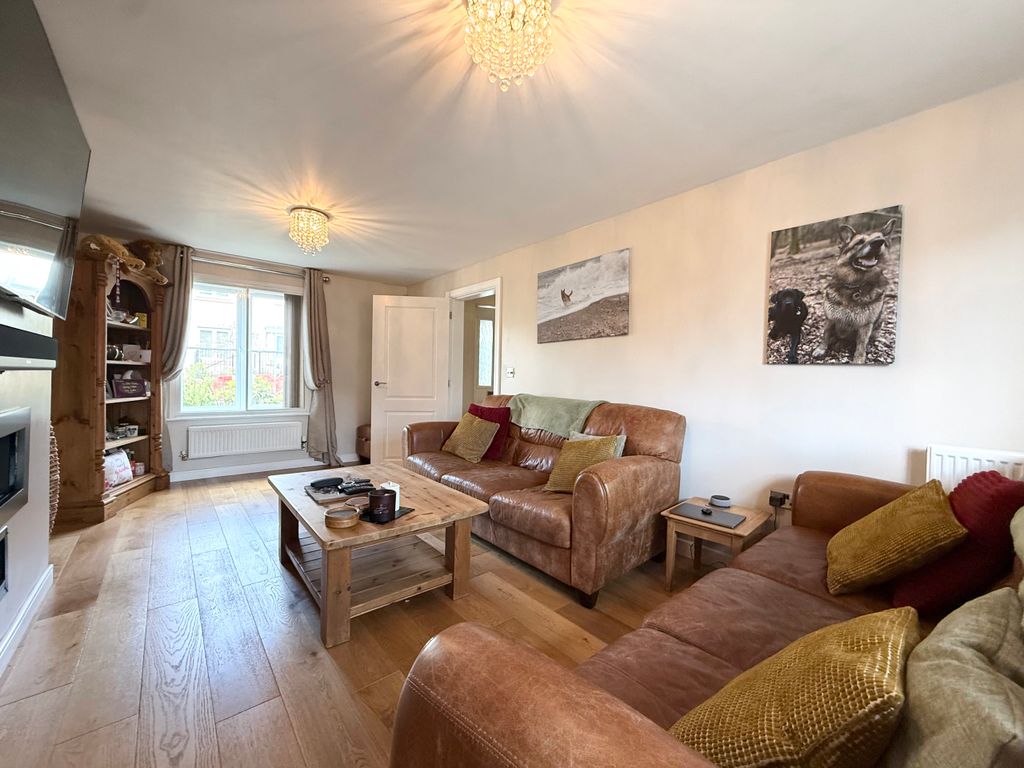 Additional image 4 of 4 bed detached house for saleMaes Y Ffion, Llwydcoed, Aberdare, Rhondda Cynon Taf CF44