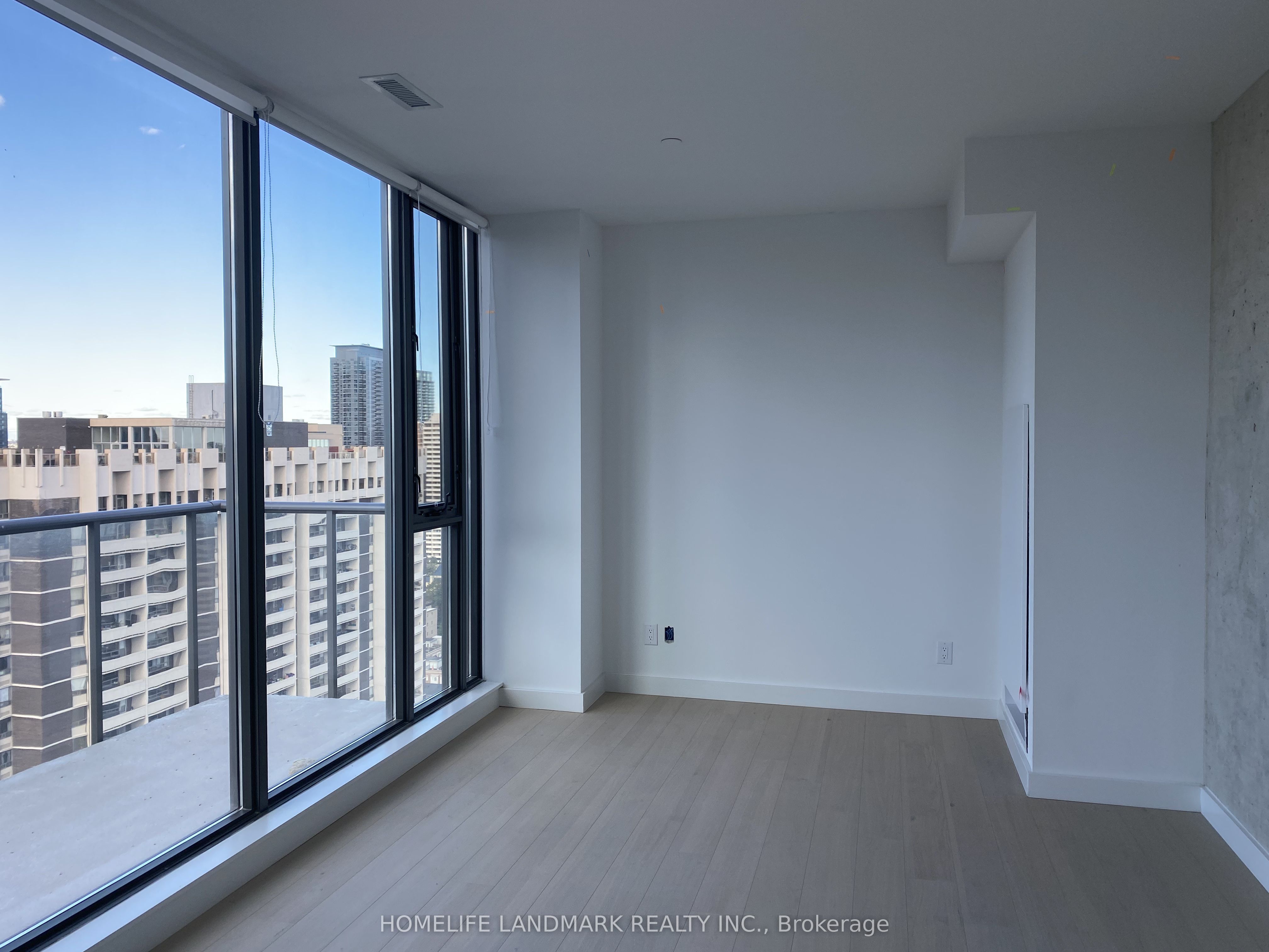 Additional image 3 of 2505-81 Wellesley Street E, Toronto, ON, M4Y 0C5