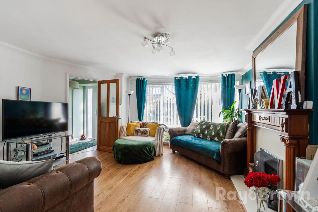 Additional image 2 of 3 bed semi-detached house for saleHill Rise, Cardiff CF23
